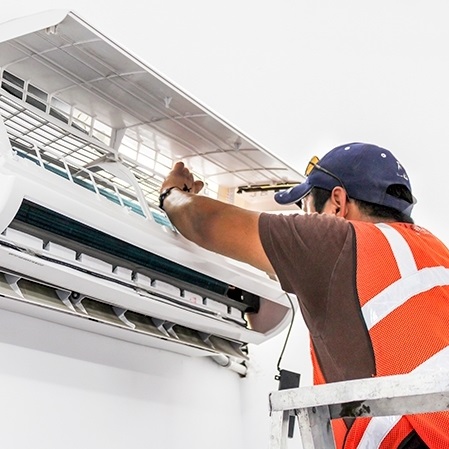 Instalação e manutenção de ar-condicionado